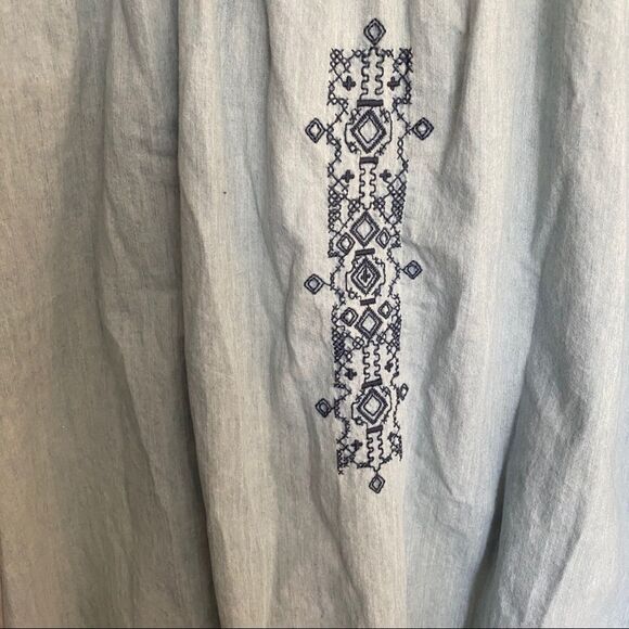 Ruff Hewn Chambrey Cute cotton shirt - Picture 4 of 8